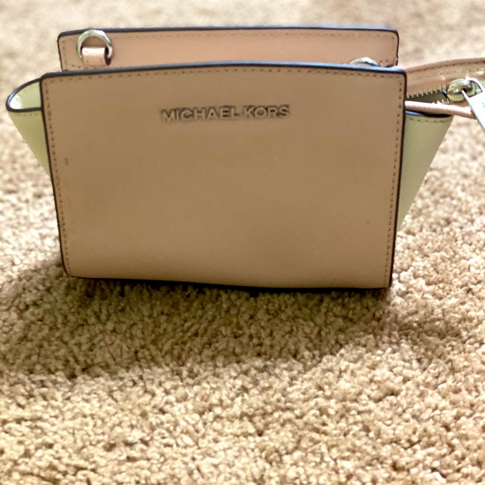 Michael Kors mini Crossbody Super Sunday Sale!
